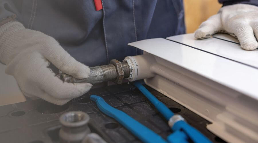 Professional water heater repair services in Agua Dulce, TX